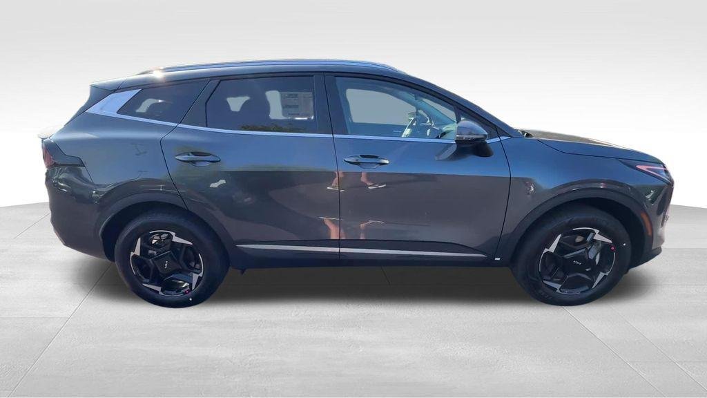 New 2026 Gravity Gray Kia EX image 7
