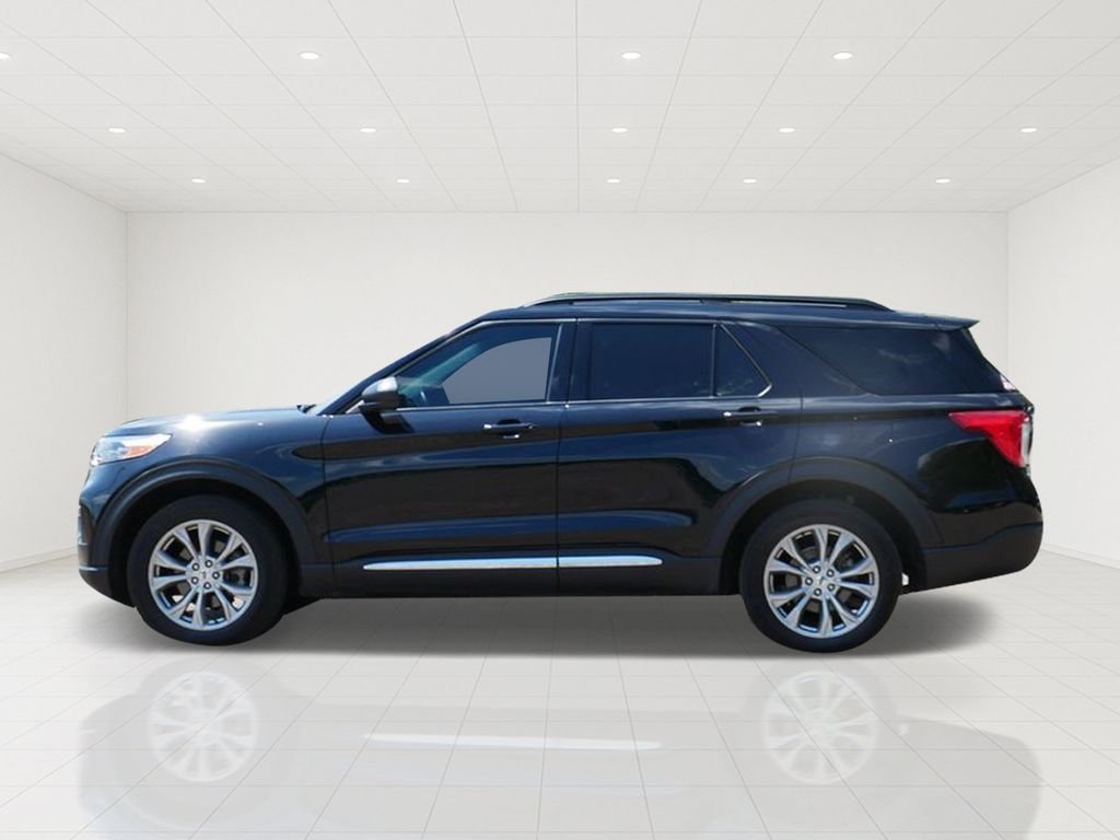 Used 2023 Black Ford XLT image 5