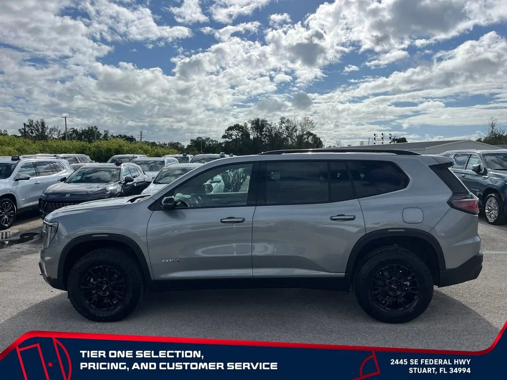 2026 GMC Acadia AT4 - Photo 8