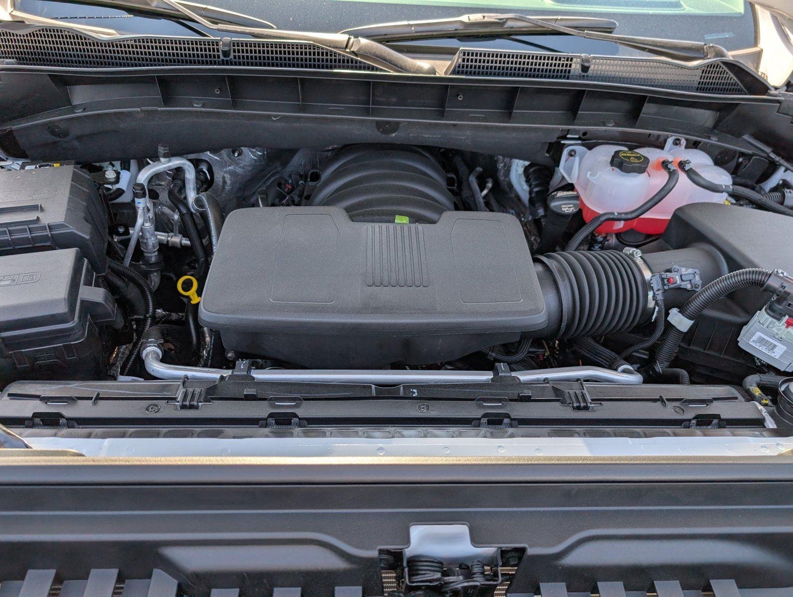 New 2026 Summit White GMC SLT image 43