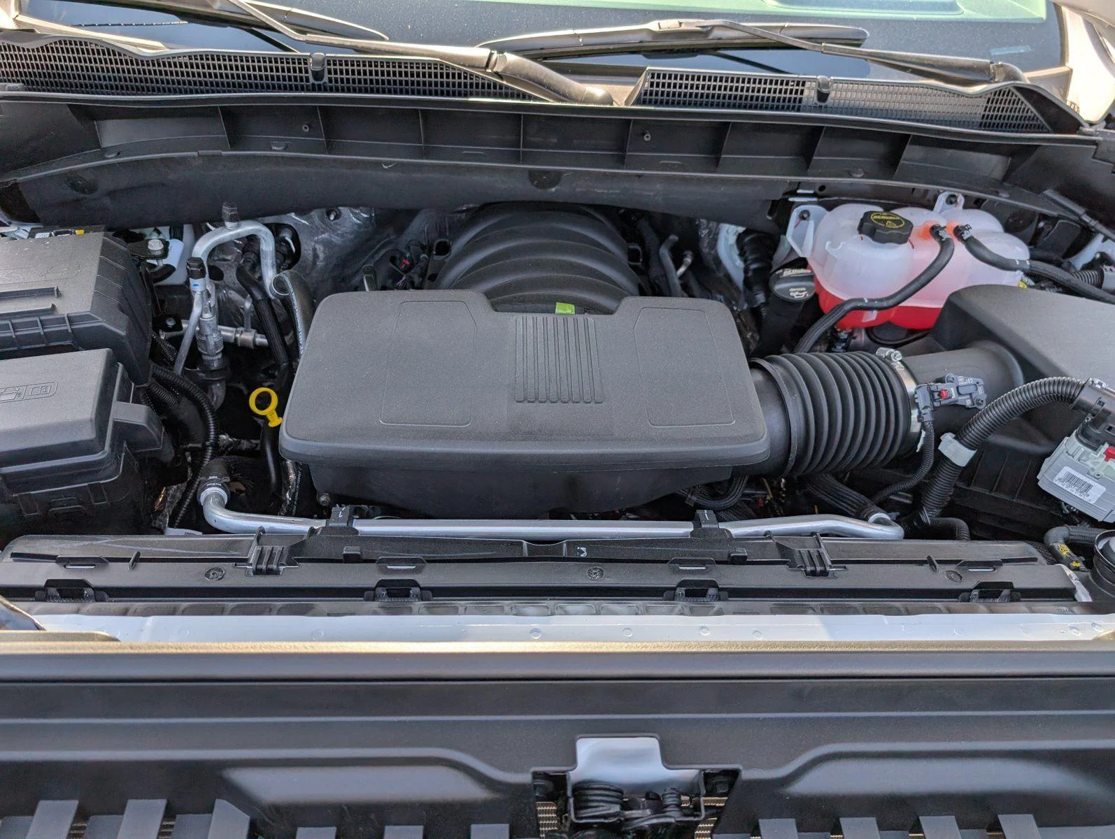 New 2026 Summit White GMC SLT image 43