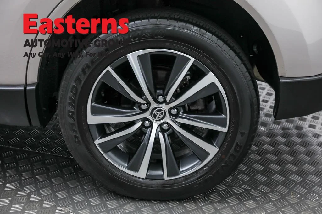Used 2022 Gray Toyota LE image 32