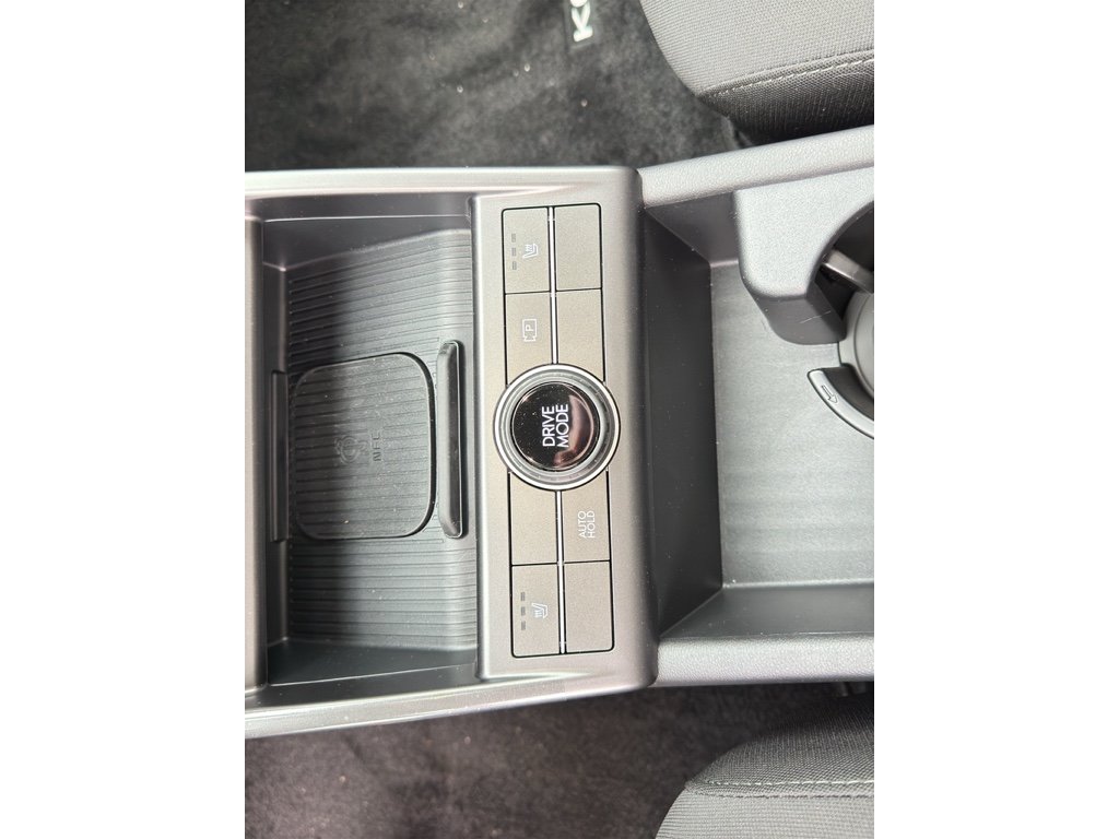 Used 2025 Cyber Gray Metallic Hyundai SEL Convenience image 22