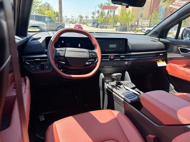 New 2026 Wolf Gray Kia SX image 24