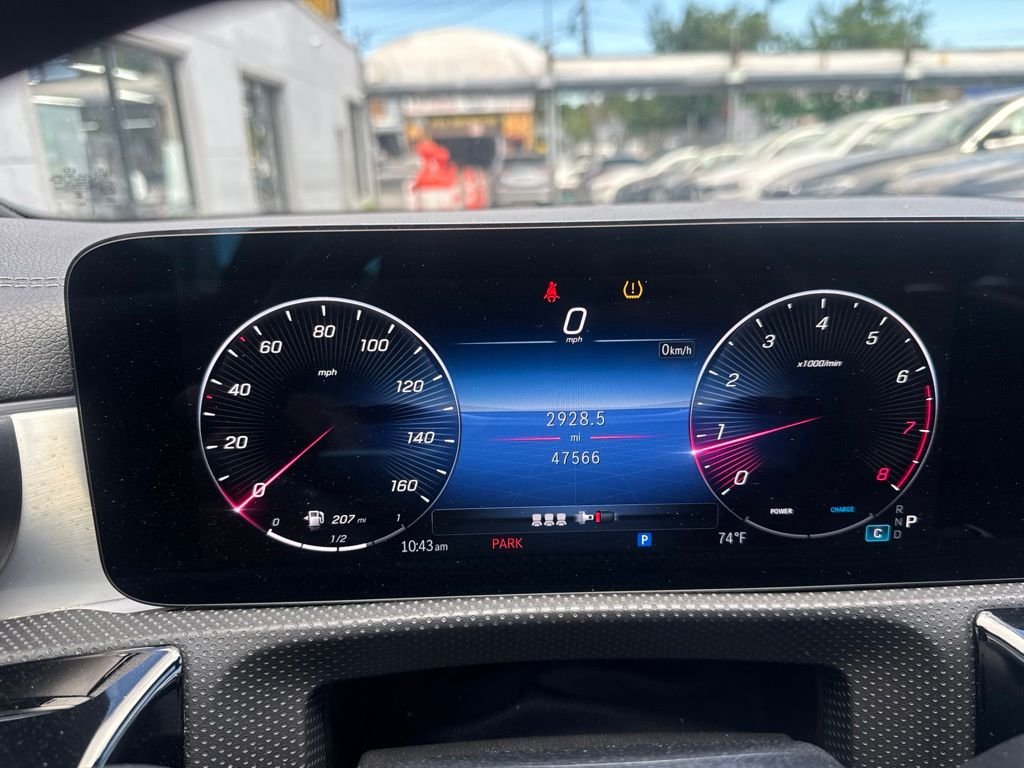Used 2025  Mercedes-Benz CLA 250 image 36