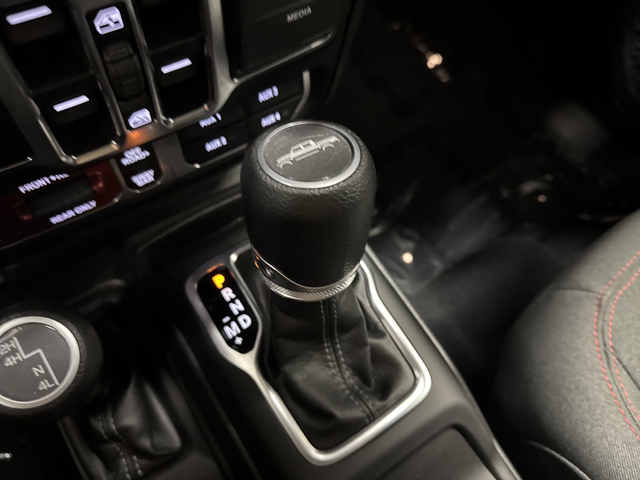 Used 2024 Black Clearcoat Jeep Rubicon image 21