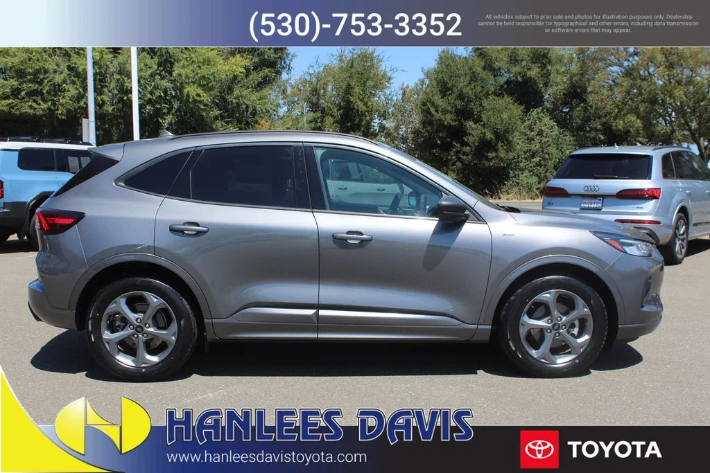 Used 2024 Gray Ford ST-Line image 6