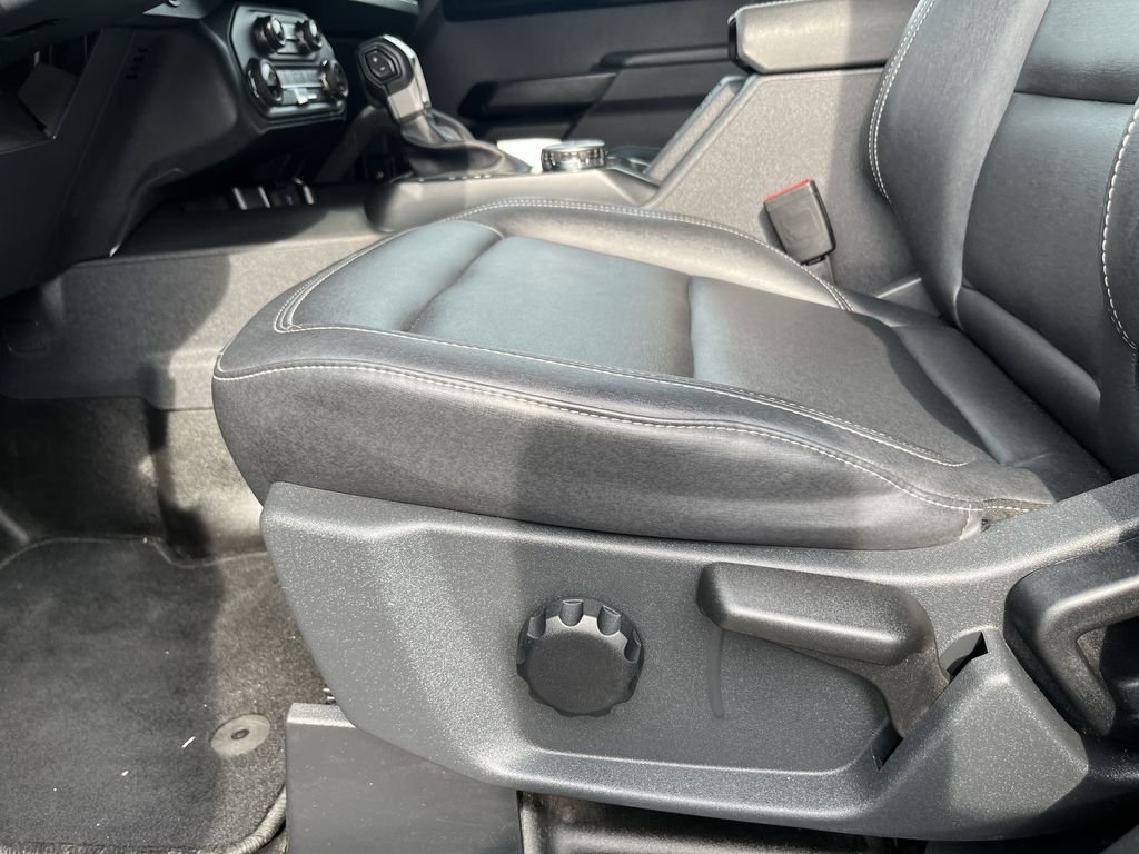 Used 2025 Black Ford Badlands image 18