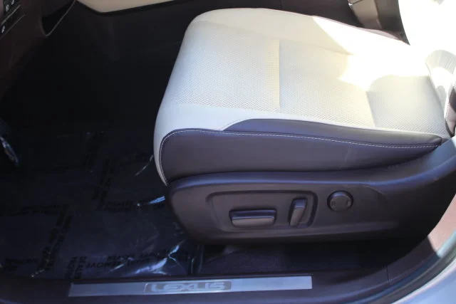 Used 2019 Silver Lexus 350L image 23