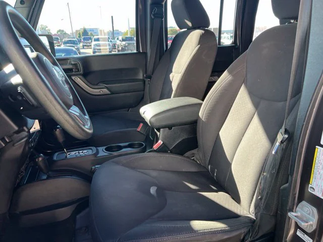 Used 2014 Gray Jeep Unlimited Sport image 11