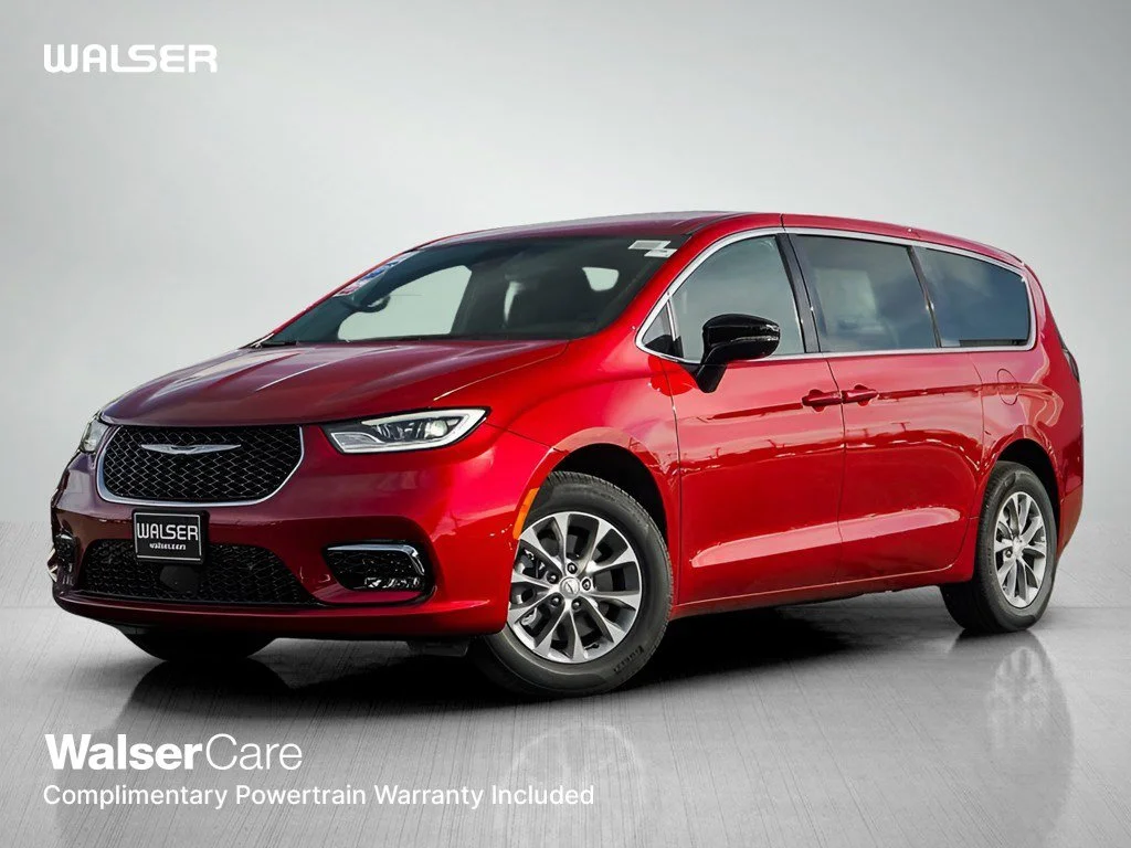 2026 Chrysler Pacifica Select AWD's photo