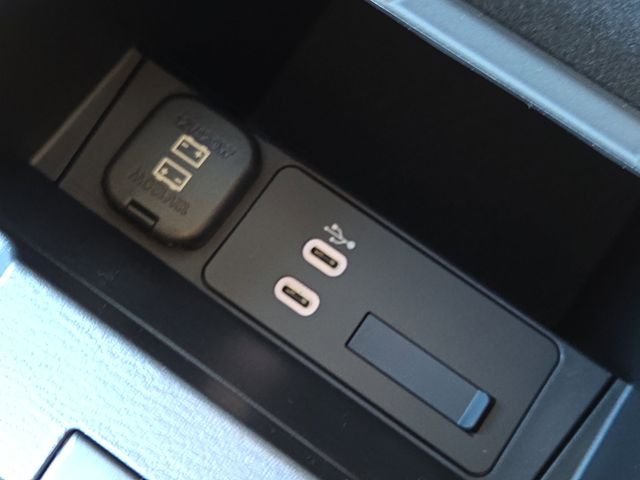 Used 2025 Jet Black Mazda 2.5 S Select Package image 10