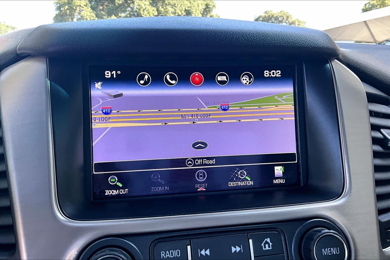 Used 2016 White Frost Tricoat GMC Denali image 36