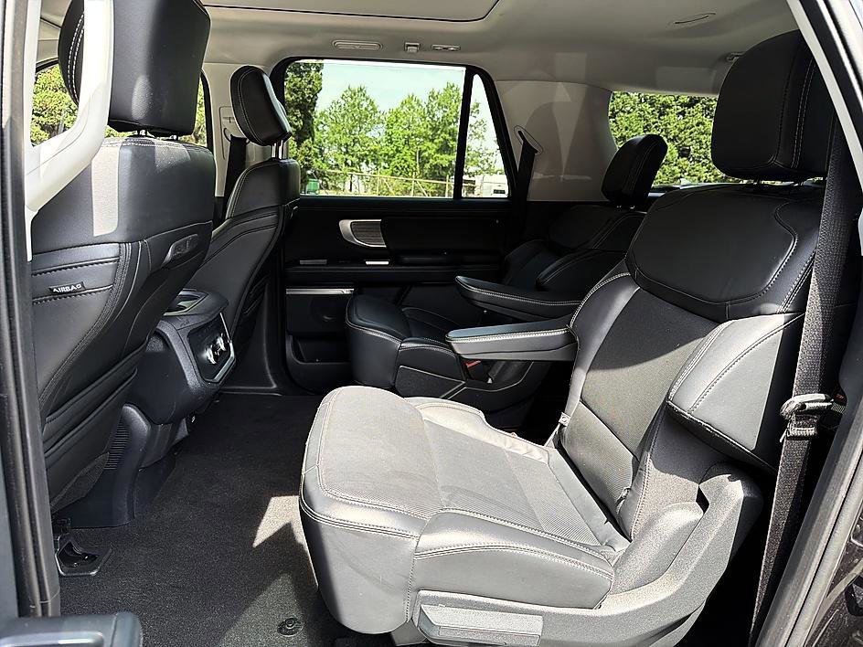 Used 2025 Black Metallic Ford Platinum image 12