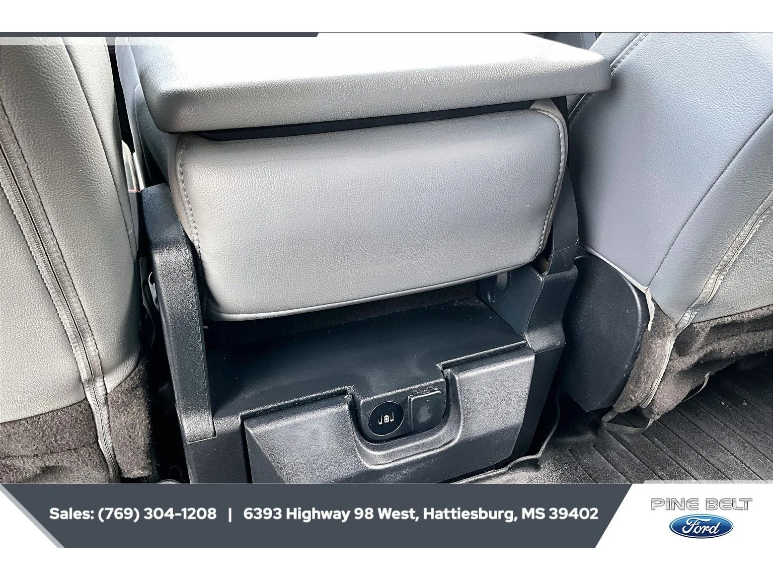 Used 2023 Oxford White Ford XL image 25