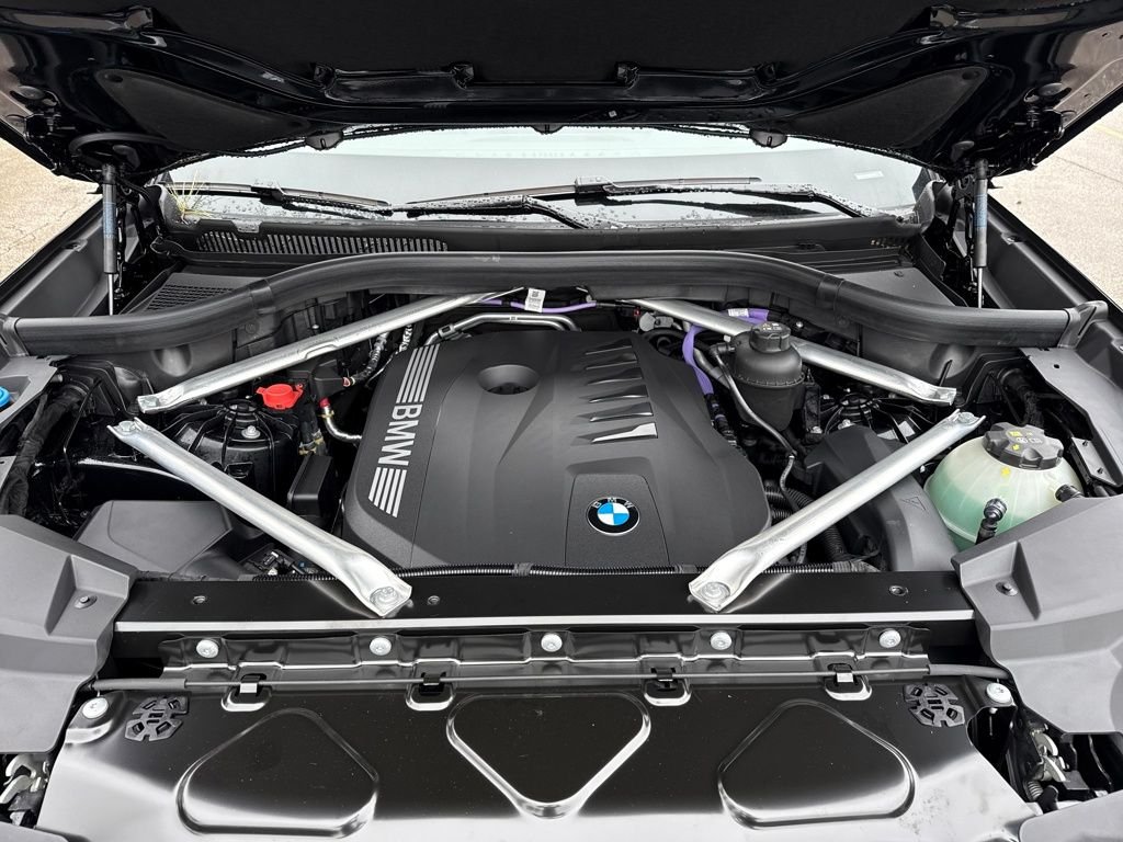 New 2026 Black BMW xDrive40i image 29