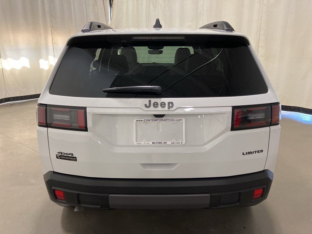 New 2026 Bright White Clear-Coat Exterior Paint Jeep Limited image 20