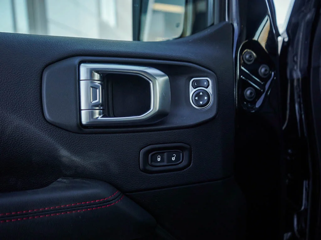 New 2026 Black Clearcoat Jeep Rubicon X image 18