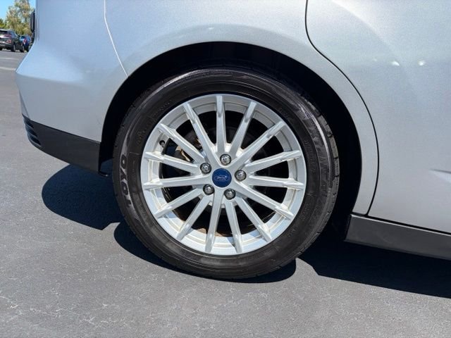 Used 2016 Silver Ford SE image 7
