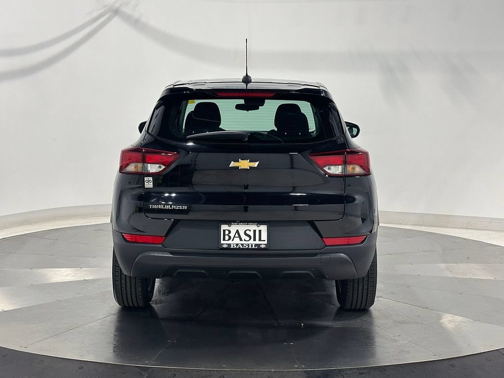 Used 2021 MOSAIC BLACK METALLIC Chevrolet LS image 12