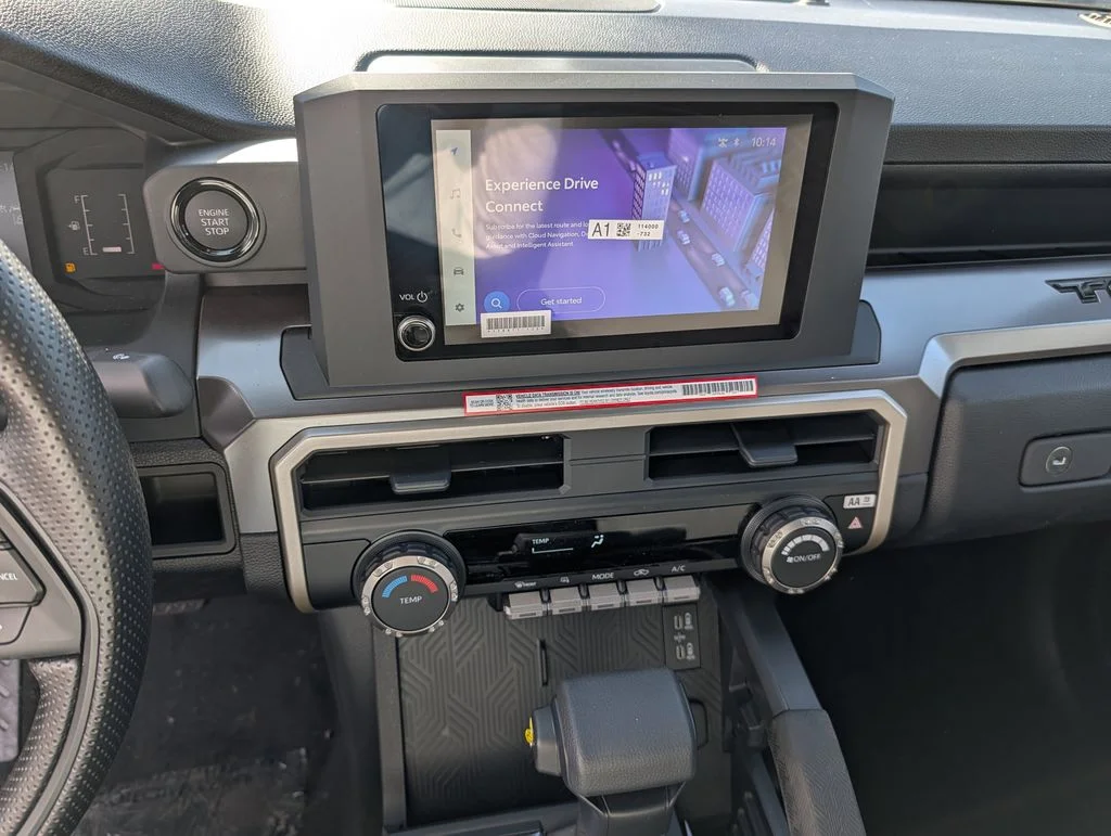 2026 Toyota Tacoma SR5 - Photo 11