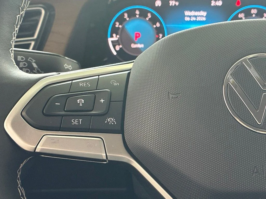 New 2026 Green Volkswagen 2.0T SE w/Technology image 37