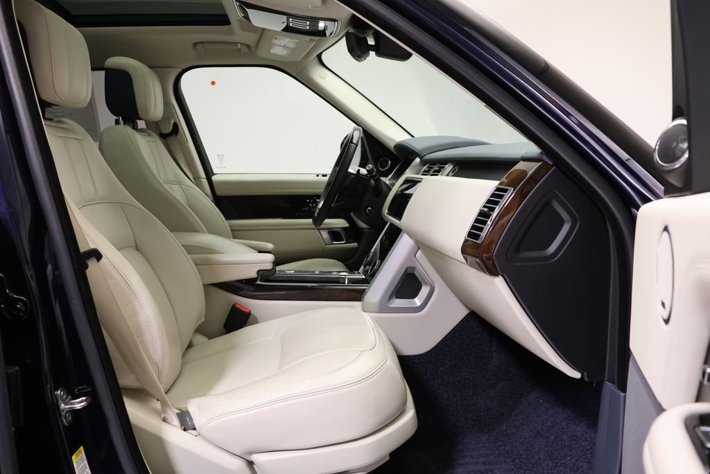Used 2020 Portofino Blue Metallic Land Rover HSE image 40