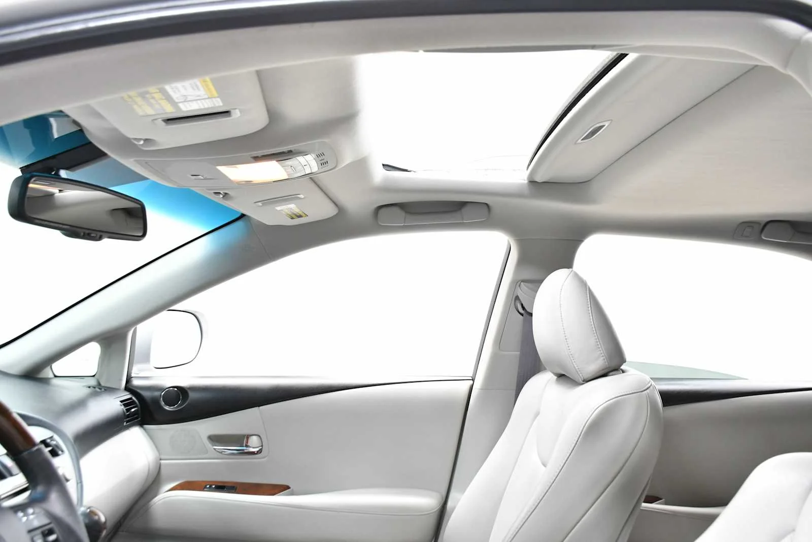 Used 2010 Tungsten Pearl Lexus  image 13