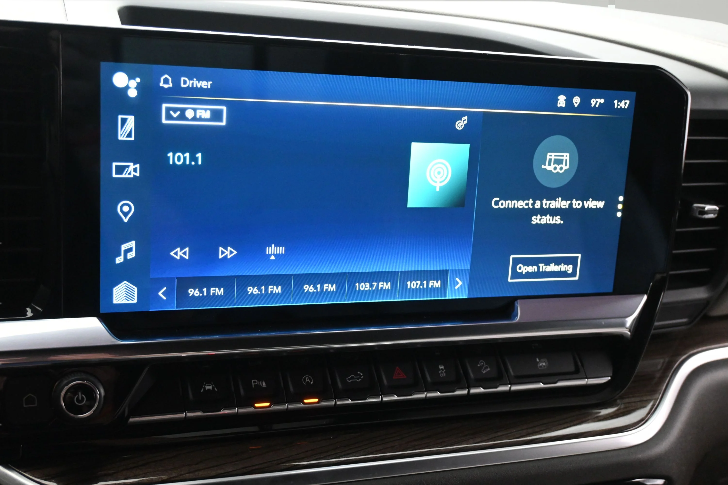 Used 2022 Silver Ice Metallic Chevrolet LT Trail Boss image 22