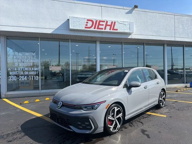 2026 Volkswagen Golf GTI 2.0T SE 4-door DSG's photo