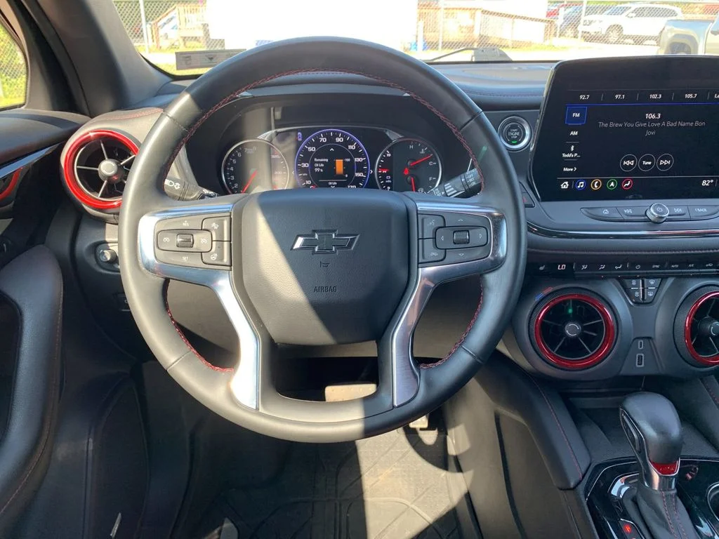Used 2023 Red Chevrolet RS image 17