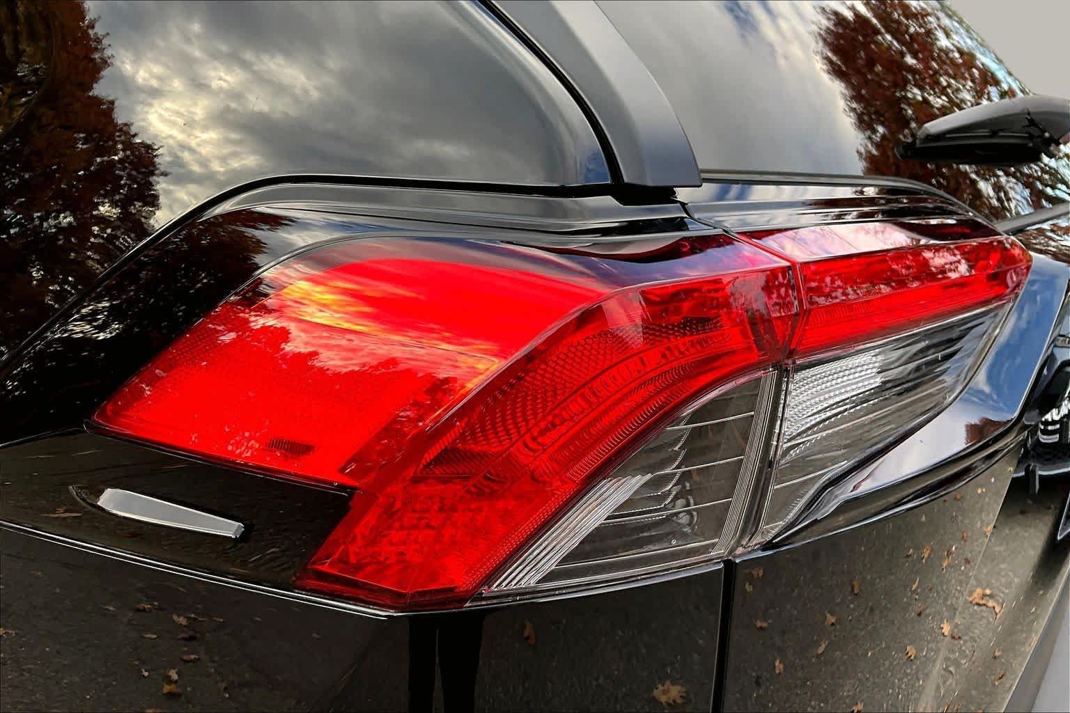 Used 2025 Midnight Black Metallic Toyota XLE image 27