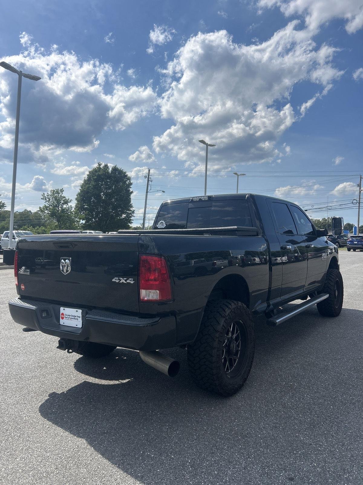 Used 2018 Brilliant Black Crystal Pearlcoat Ram Big Horn image 4