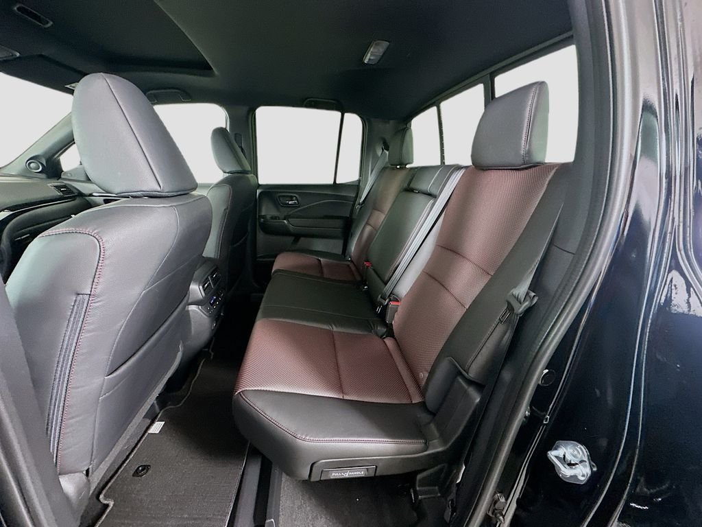 2026 Honda Ridgeline Black Edition - Photo 16