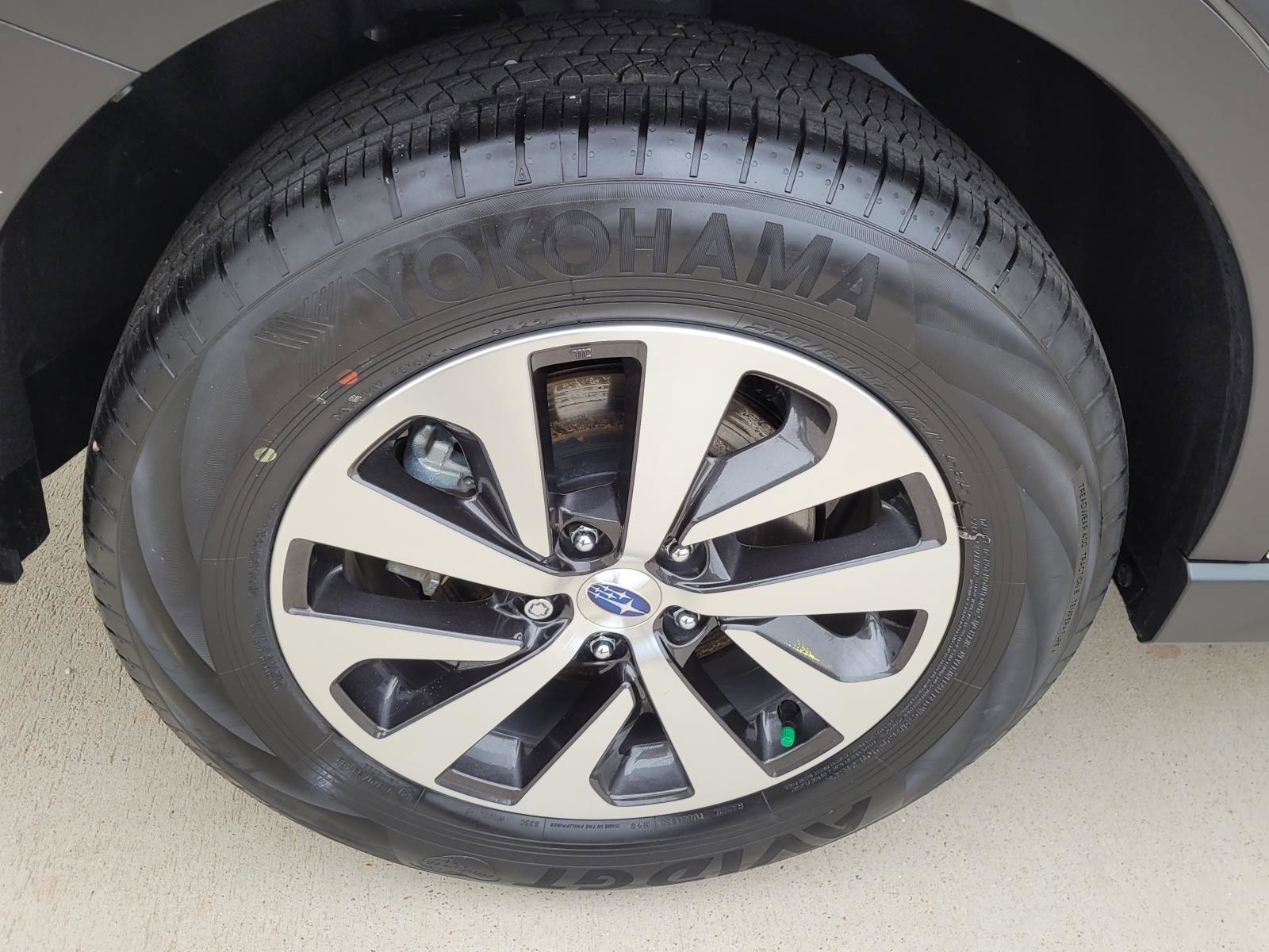 Certified Used 2025 Crystal White Pearl Subaru Premium image 23