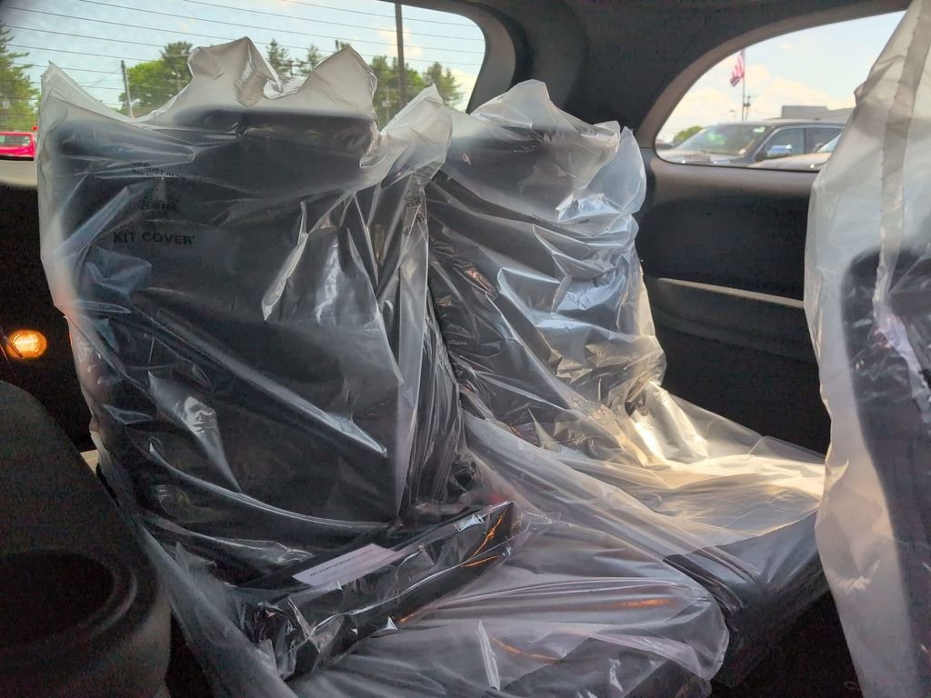 New 2026 Diamond Black Clear-Coat Exterior Paint Dodge GT image 25
