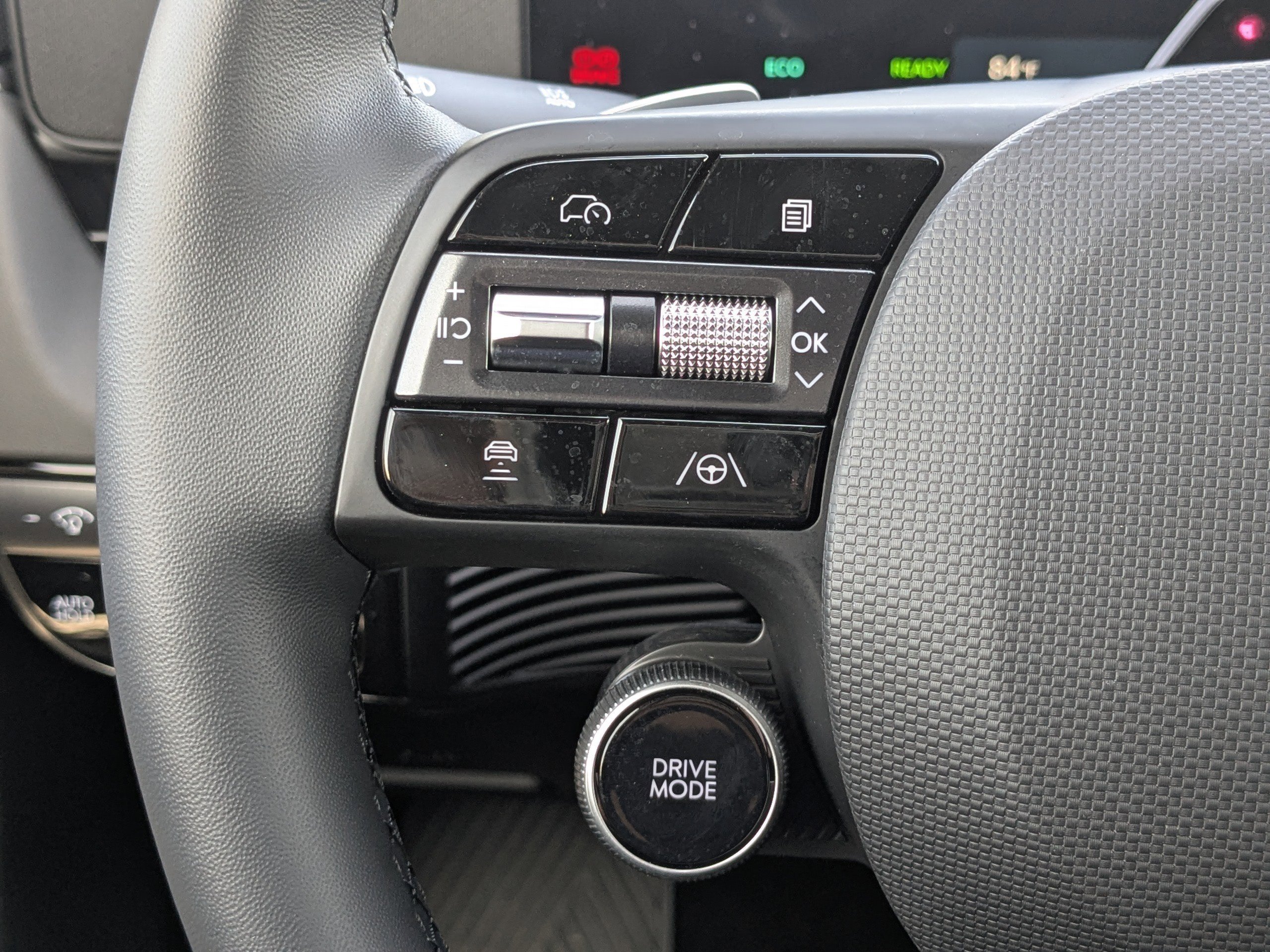 2025 Hyundai IONIQ 5 XRT - Photo 30