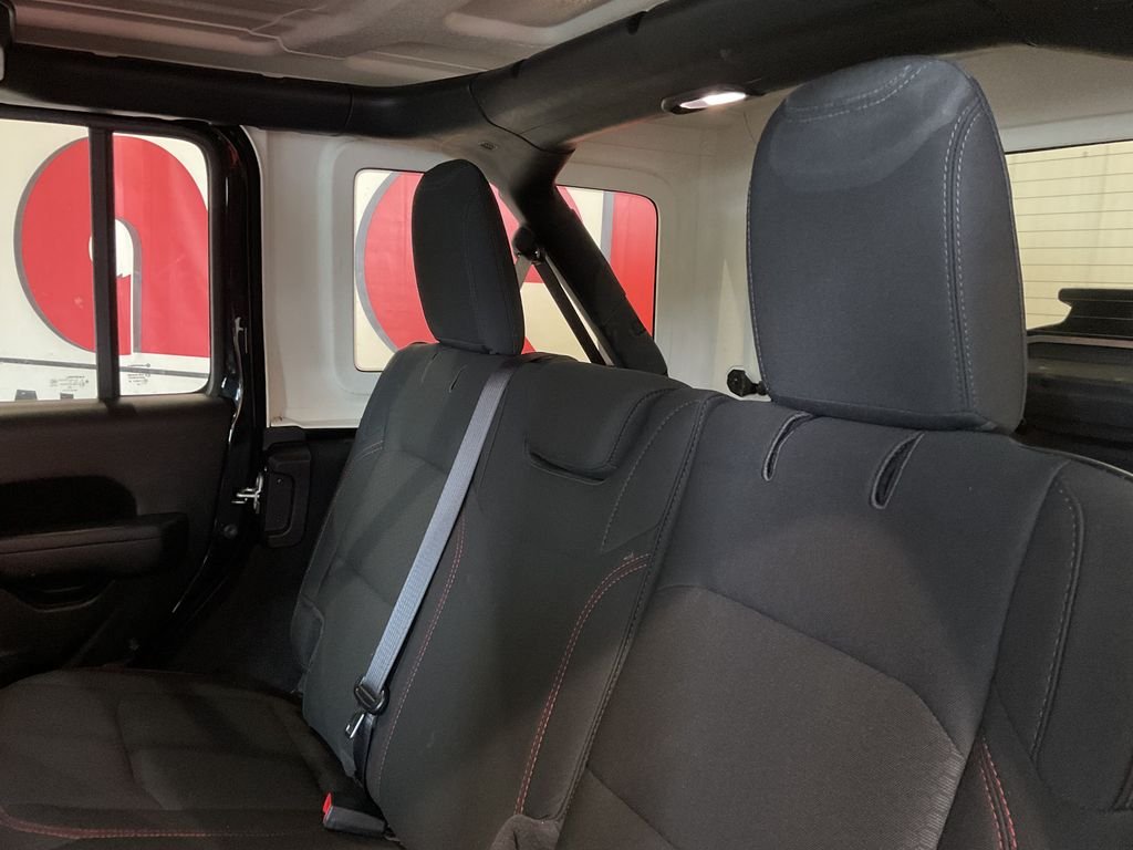 Used 2022 Black Jeep Unlimited Rubicon image 30
