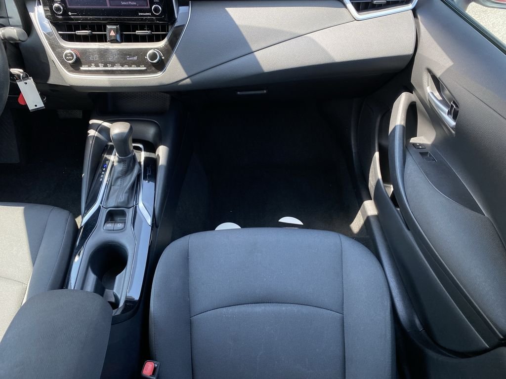 Used 2021 Red Toyota LE image 16
