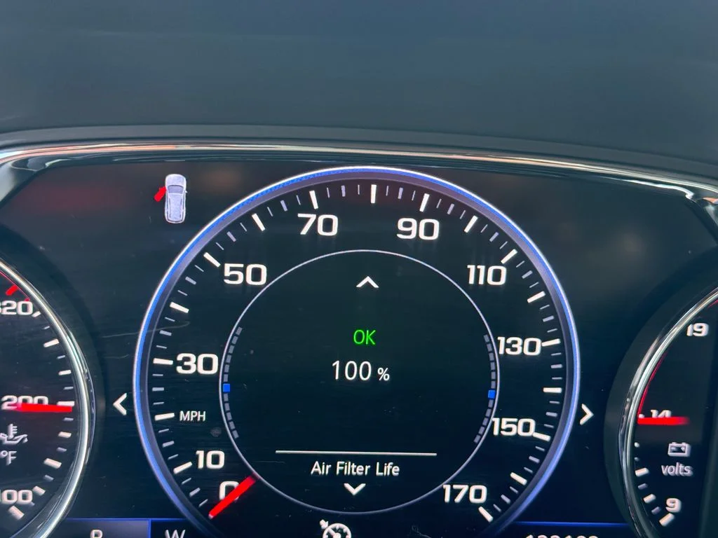 Used 2020 White GMC SLT image 16