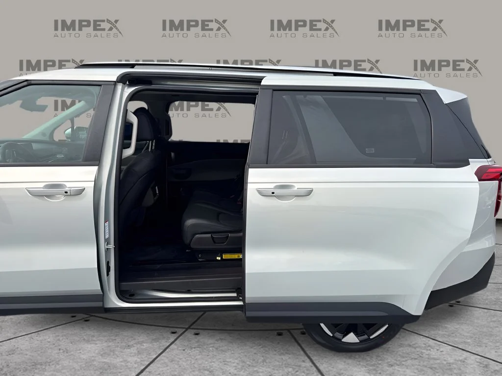 Used 2025 White Kia EX image 33