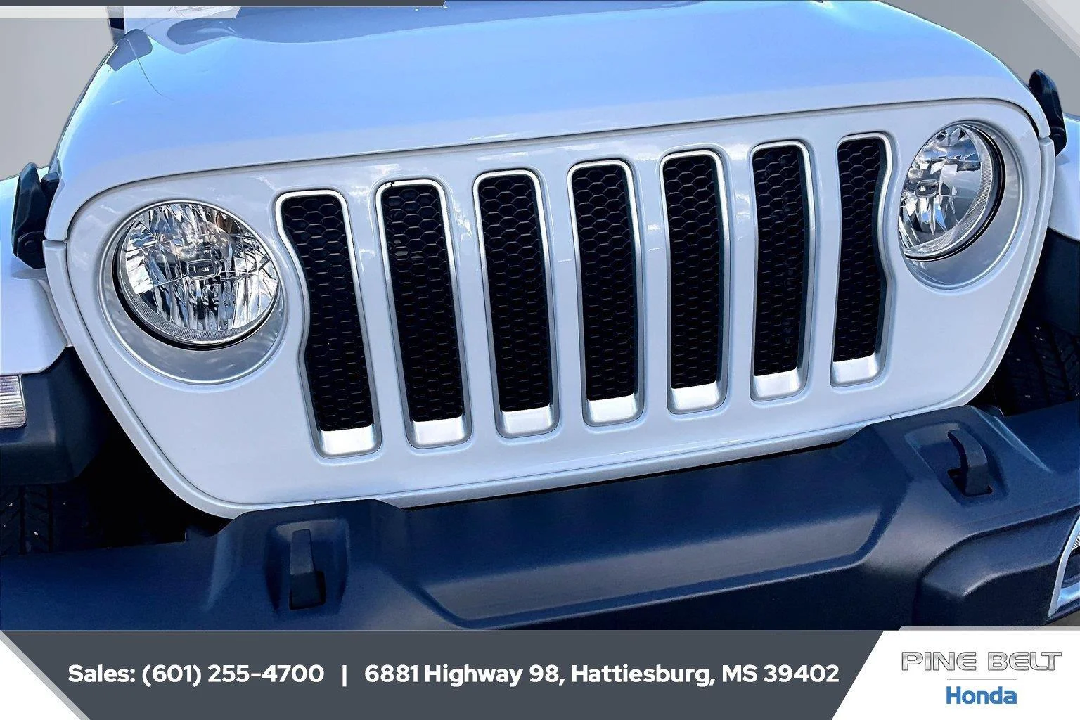 Used 2023 Bright White Clearcoat Jeep Sahara image 22