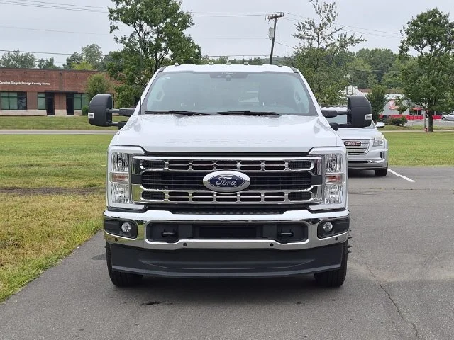 Used 2025 White Ford XLT image 16