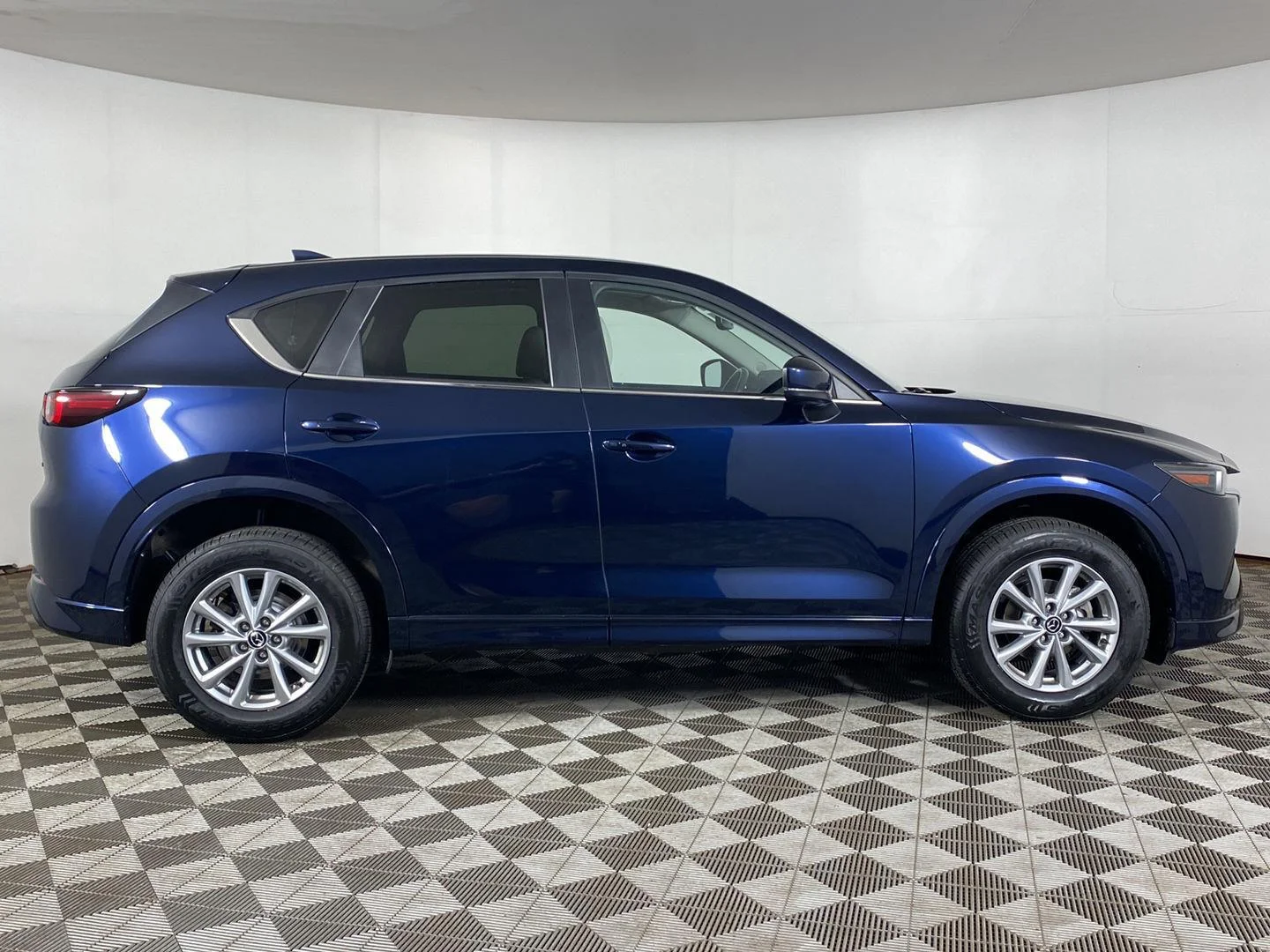 Used 2024 Deep Crystal Blue Mica Mazda 2.5 S Preferred Package image 4