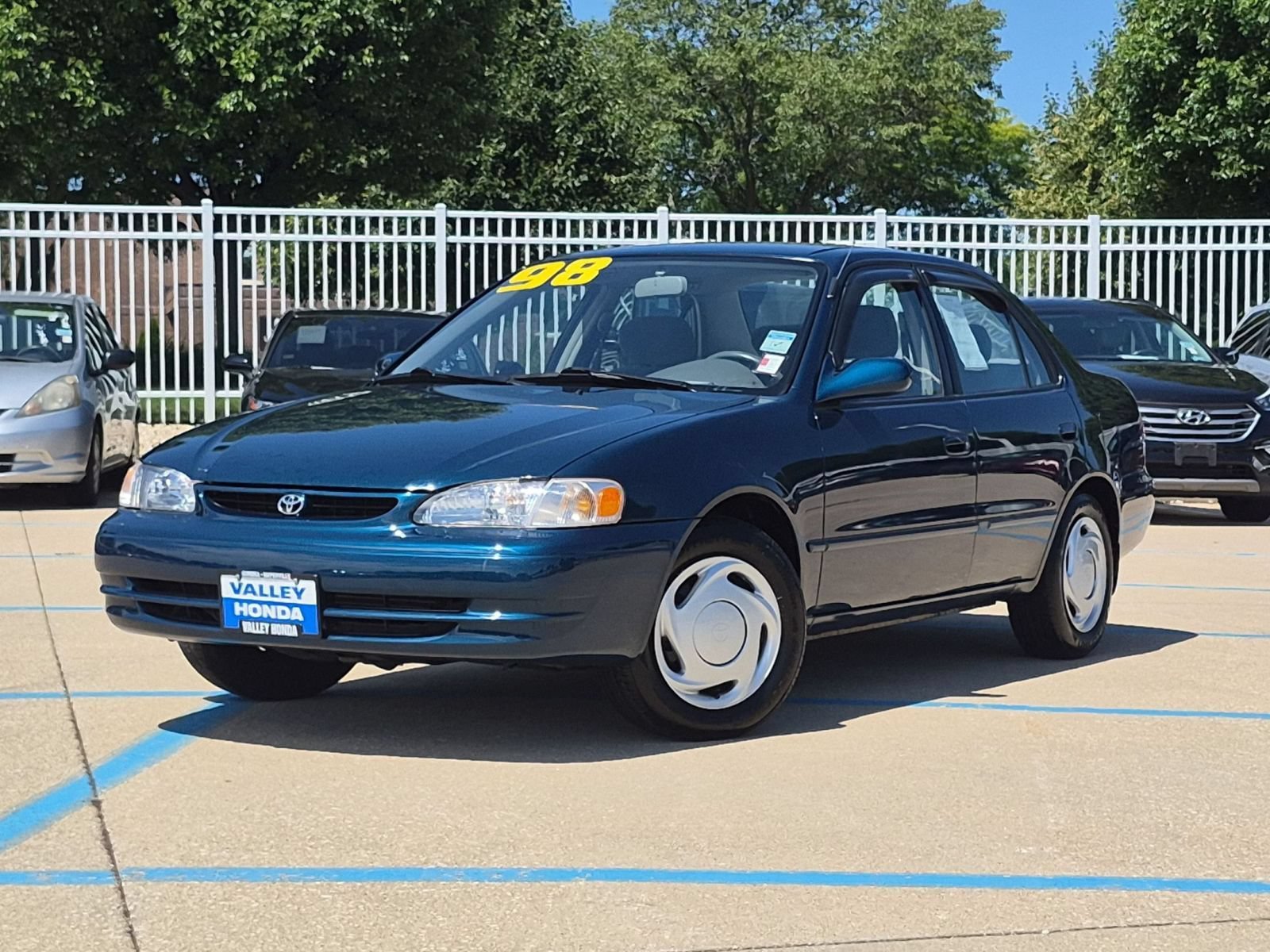 Used 1998 Brilliant Blue Pearl Toyota LE image 2