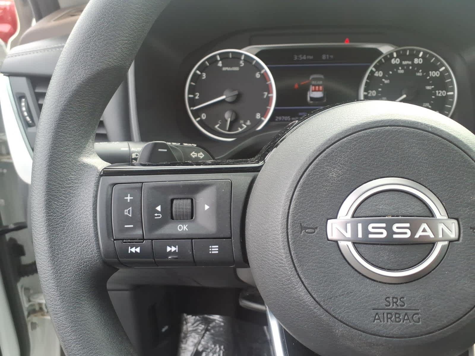 Certified Used 2023 Pearl White Tricoat Nissan SV image 22