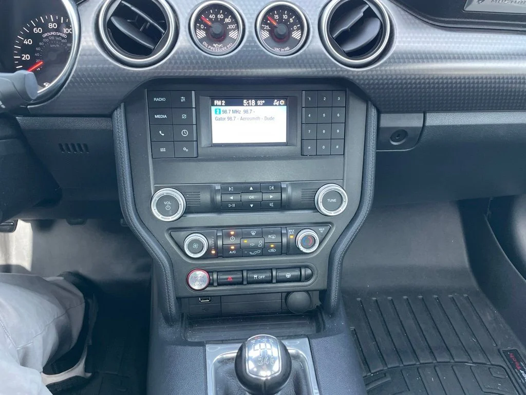 Used 2021 Gray Metallic Ford GT image 11