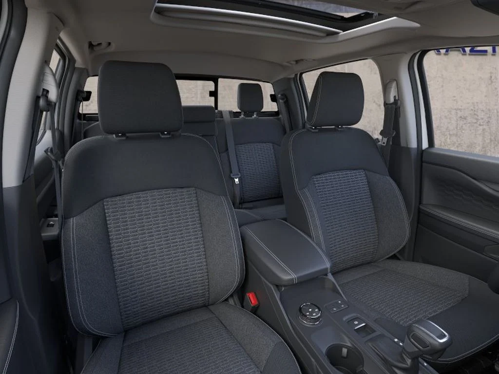 New 2026 Oxford White Ford XLT image 10