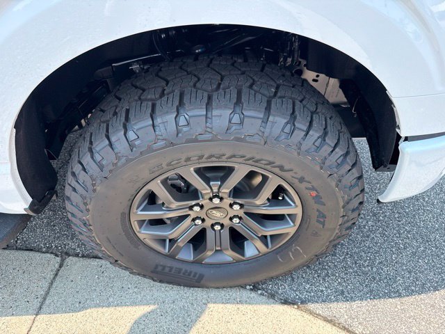 New 2026 Oxford White Ford Tremor image 49