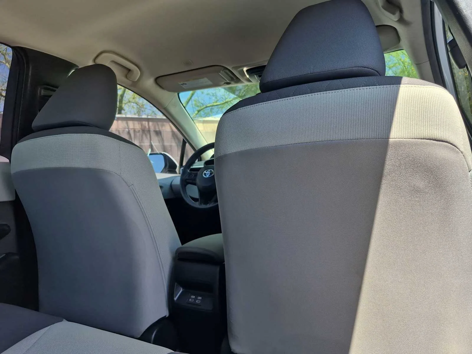 Used 2024 Ice Cap Toyota LE image 16